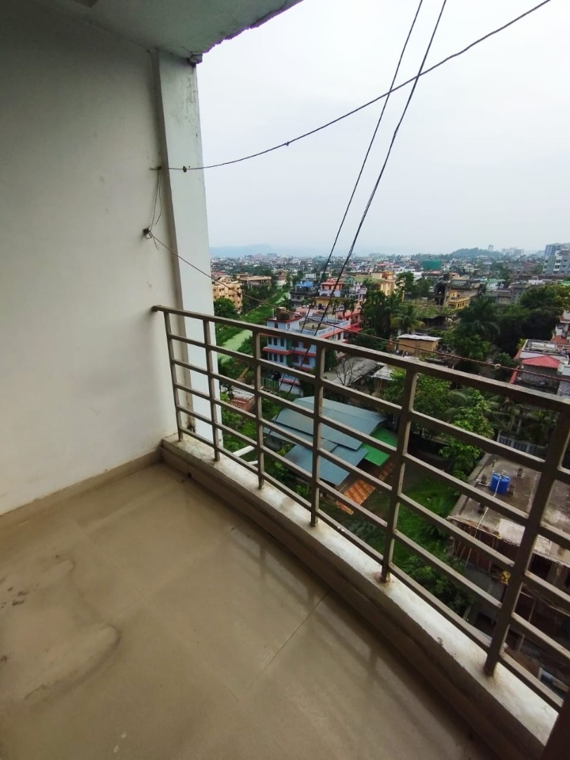 Unfurnished 3bhk in Borbari Chariali, Near SBI, Guwahati for Rent
